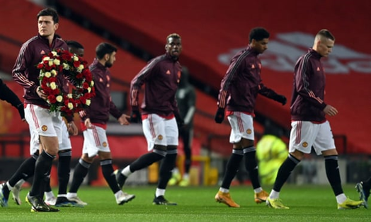  波鸿主场遭遇黑色十分钟，连丢三球痛失好局  